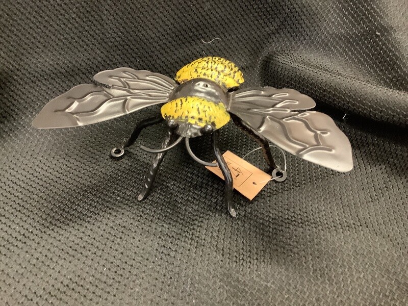 Metal Bee Wall Decor