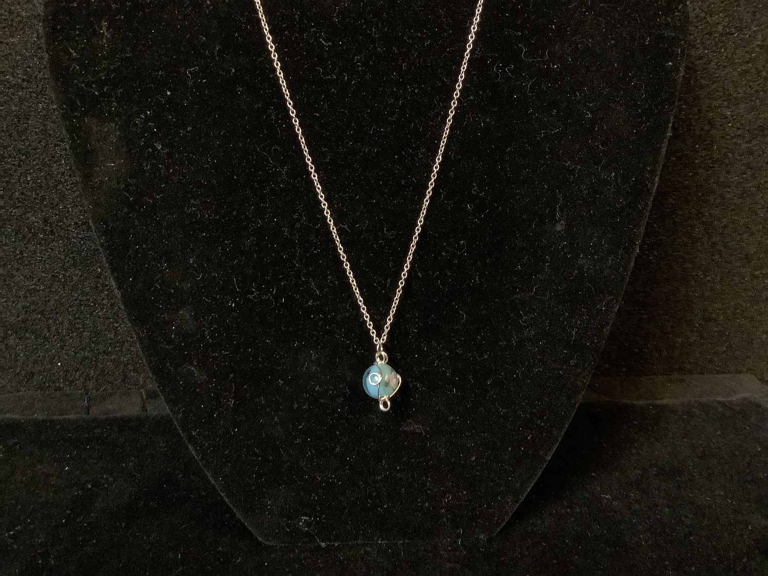 Hanging Pendant Blue with Rose Necklace