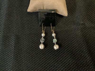 Drop Pearl Earrings