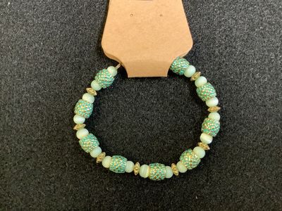 Green Beaded Stretch Bracelet