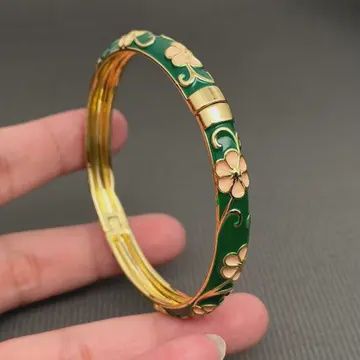 Chinoiserie Enamel Flower Bangle