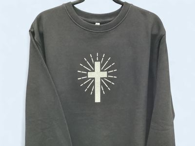 Radiant Cross Sweatshirt (Sz. L)