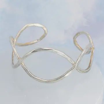 Silver Looping Bracelet