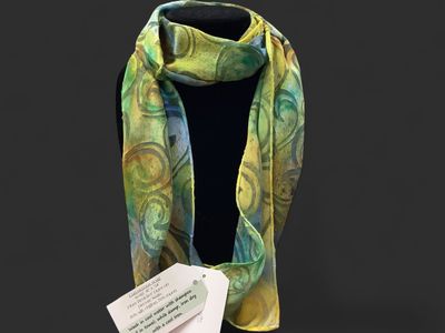 Curvaceous Scarf by Sr. Sharon Havelak