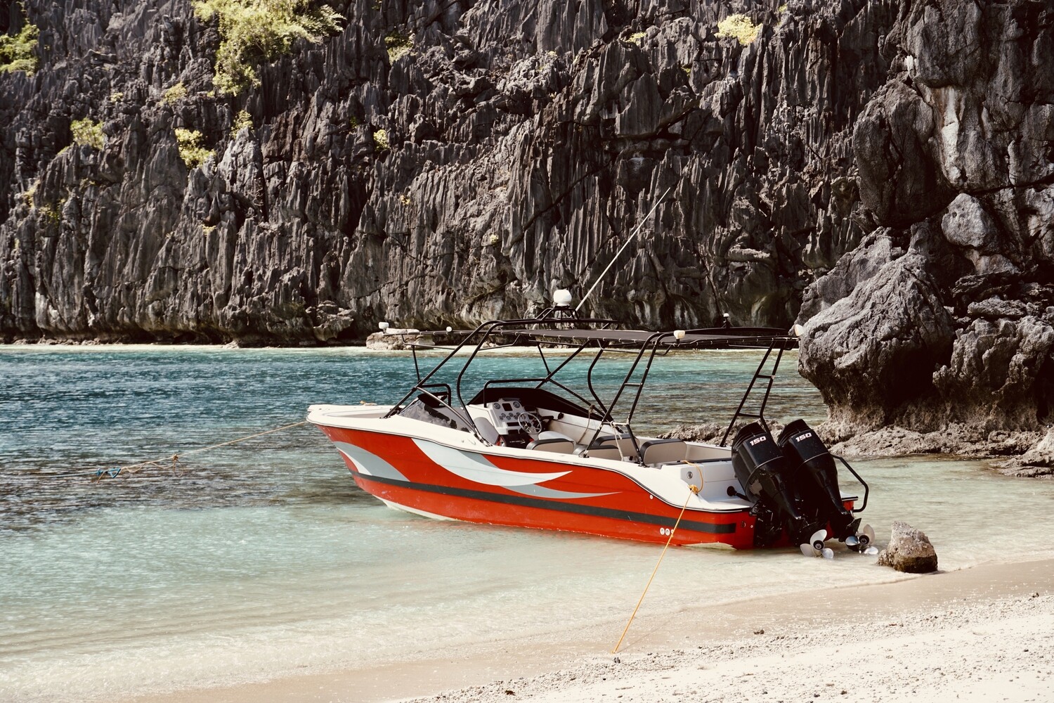 Lodi Location - V-Shaped Boats