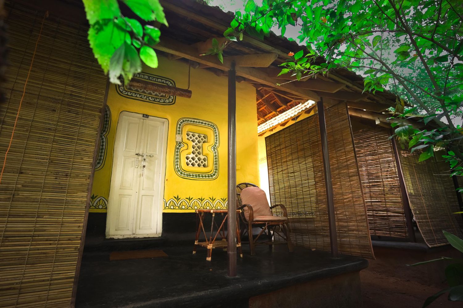 Bodhi-cottage with terrace