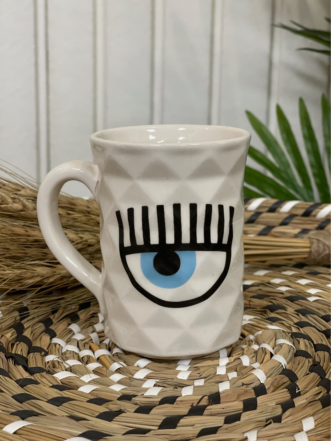 Eye