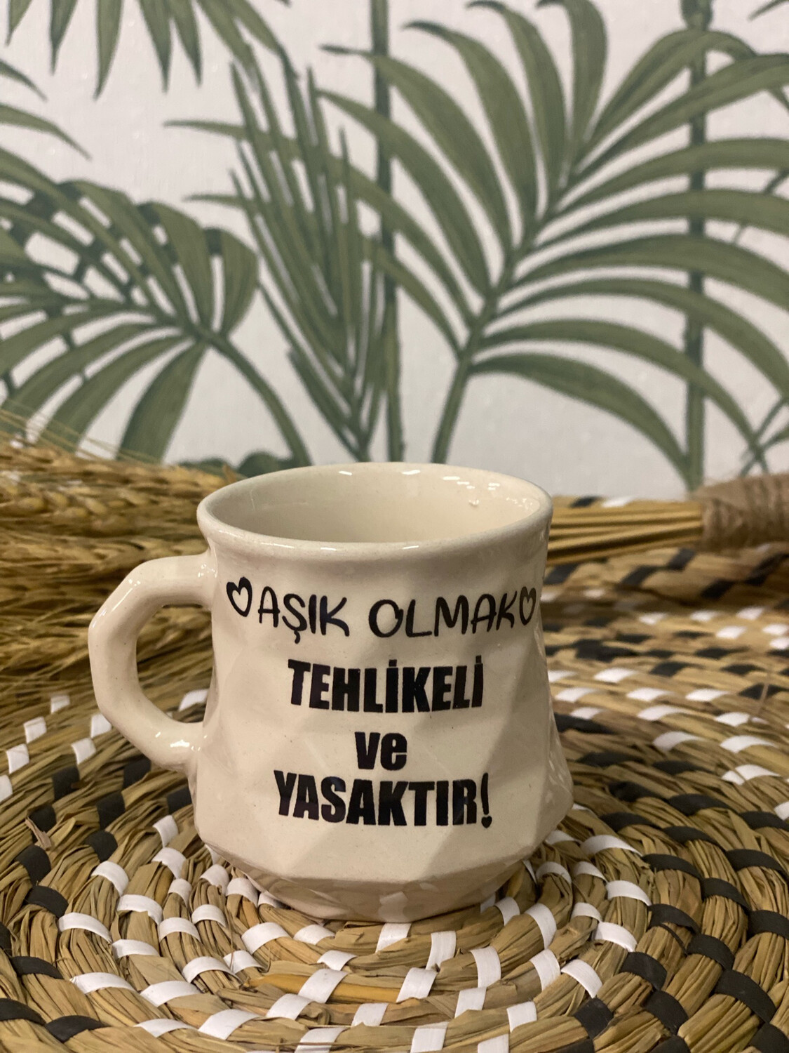 Asik Olmak Yasaktir