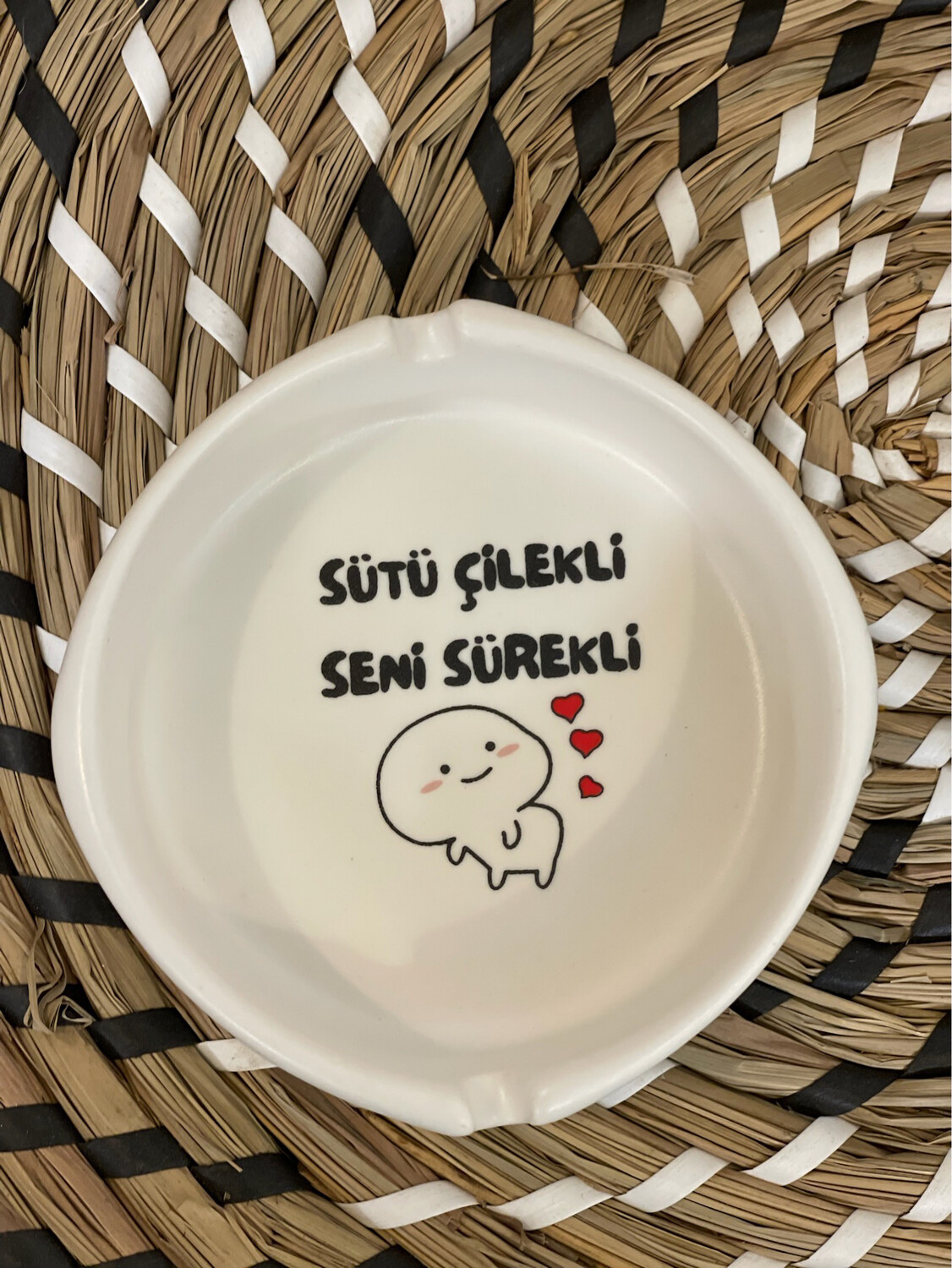 Asbak Sutu Cilekli