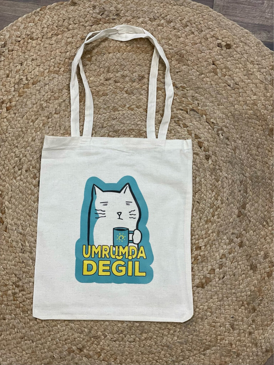 Umrumda Degil Tas