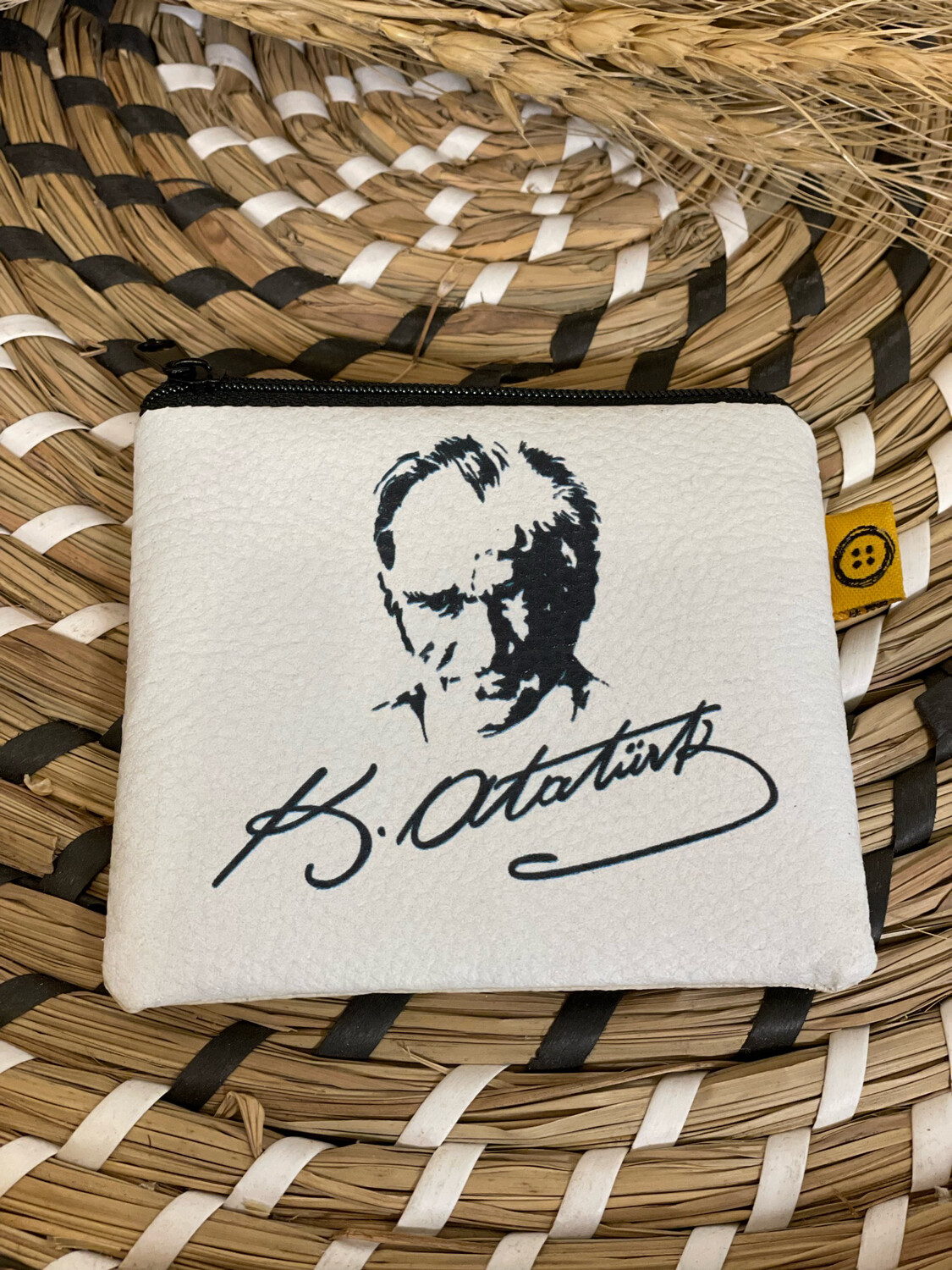 K Ataturk portre
