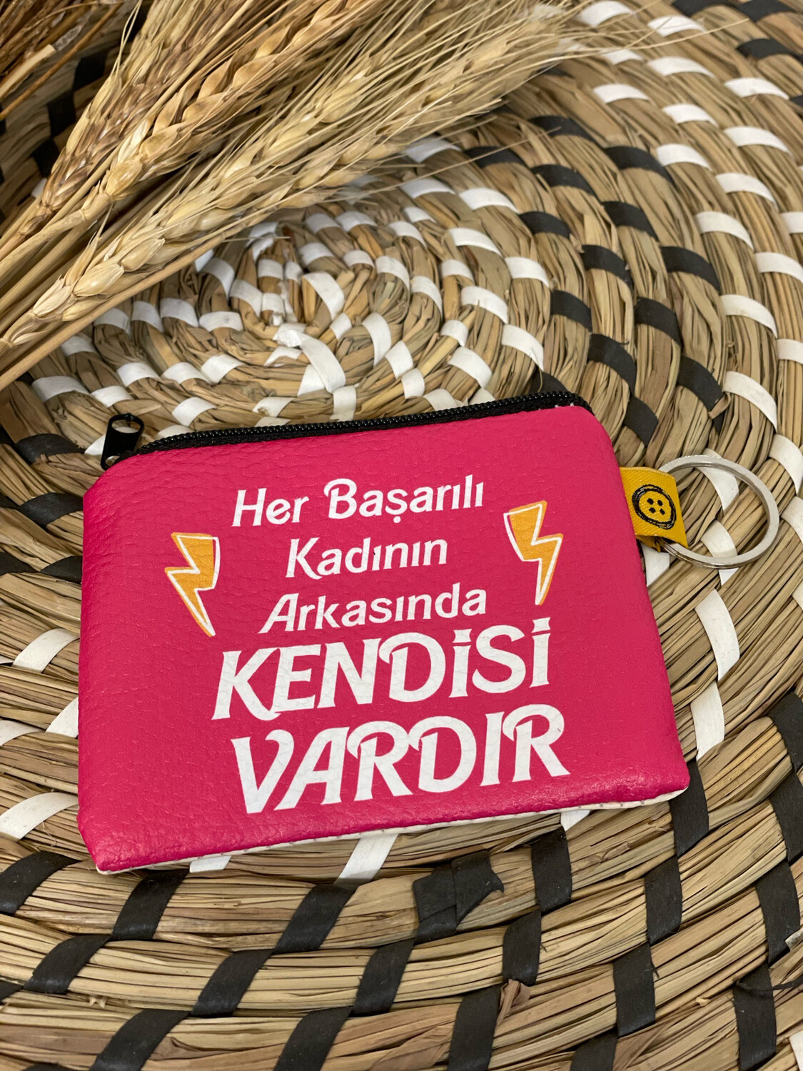 Her basarili kadinin