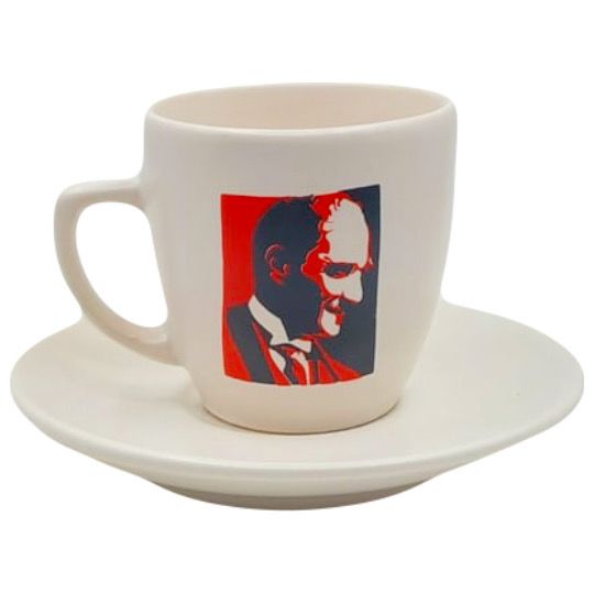 Mustafa Kemal Ataturk wit rood
