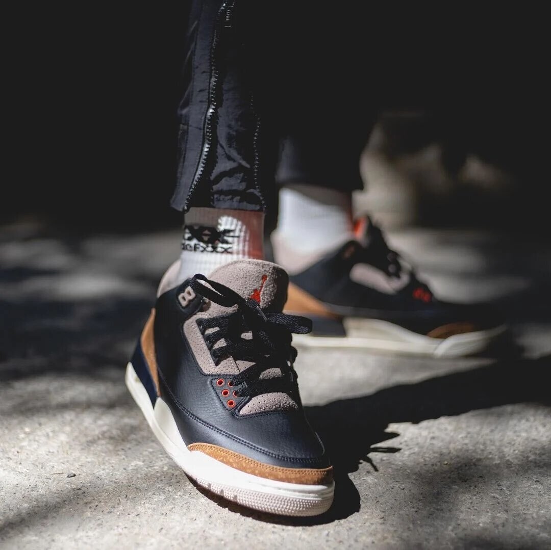 Air Jordan 3 Retro "Desert Elephant