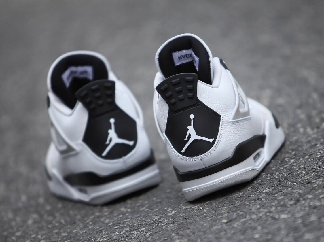 Jordan 4 Retro Military Black
