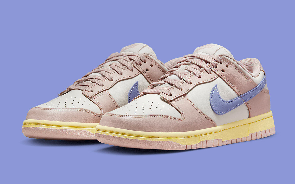 Nike Dunk Low Pink Oxford (W)