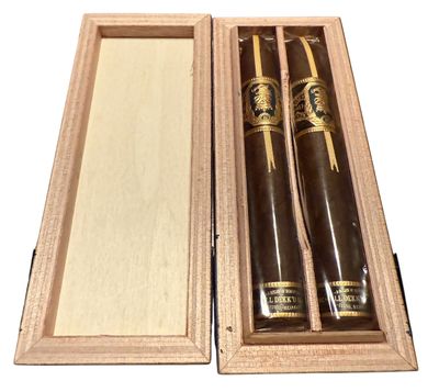 Drew Estate 2022 Barn Smoker Tuani 2ct Box