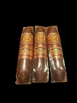 A. Fuente Rare Pink Queen of Hearts 3 Pack