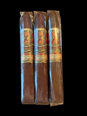 A. Fuente Opus X Destino Shark 3 Pack