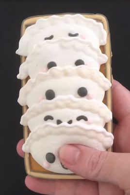 SQUISHCOOKIE QUICK CLASS - Surprise Dumplings (and Other Squishables)