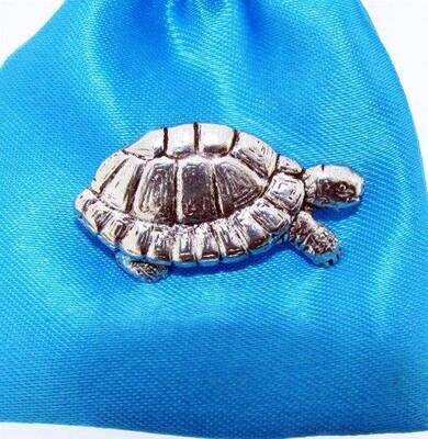 Pageant Pewter Pin Badge Animal Silver