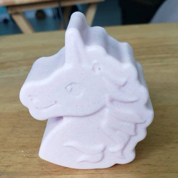 Unicorn Shaped Mini Soaps, Cosy Lavender Scented (110g)