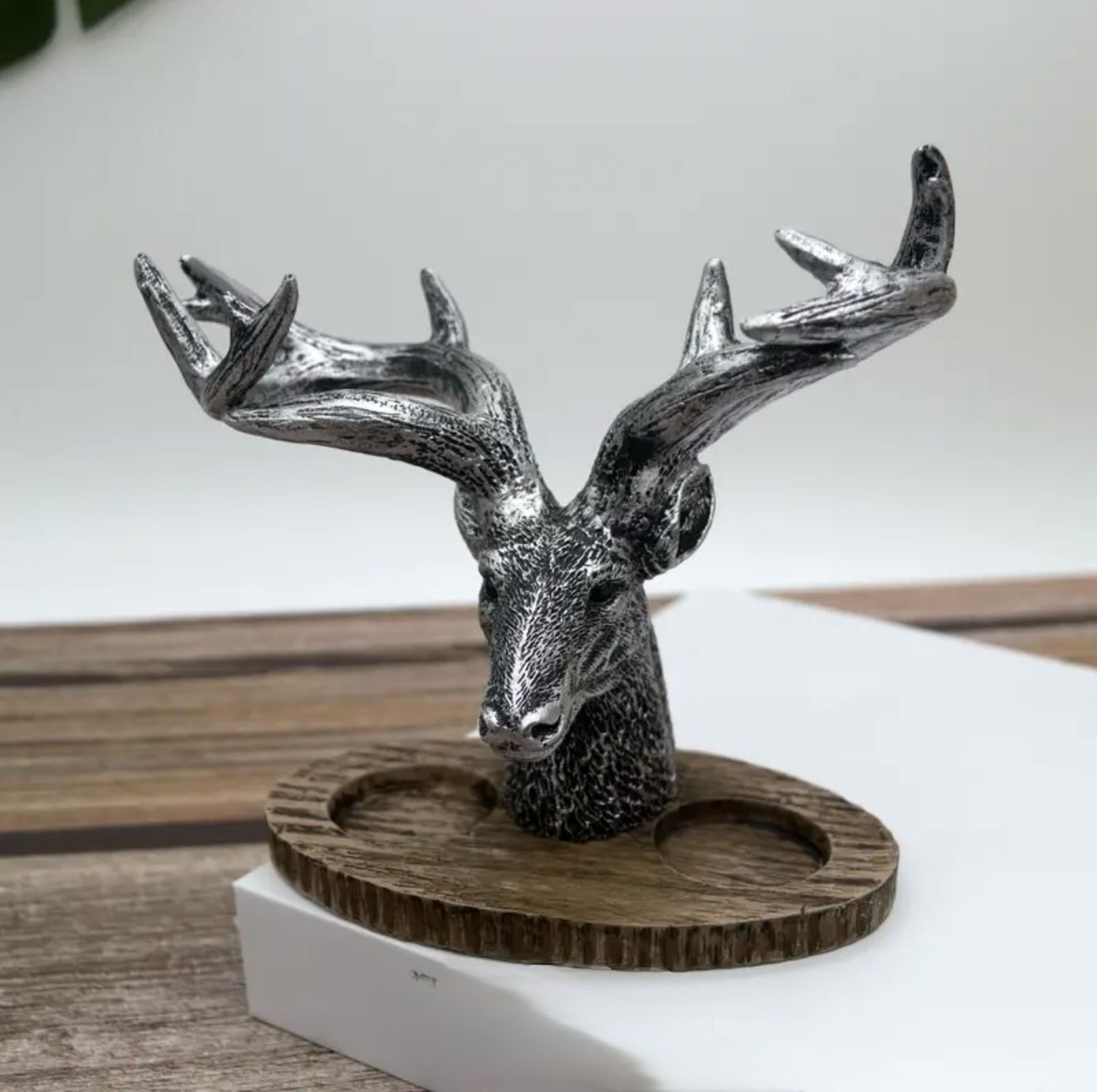 Stag Head, Resin Toothbrush Holder (includes 1xBamboo Toothbrush)