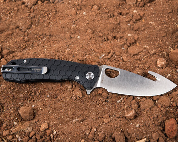 Honey Badger Hook Large Black