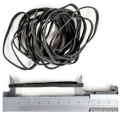 Elastic / Rubber Bands  Size 32 Black