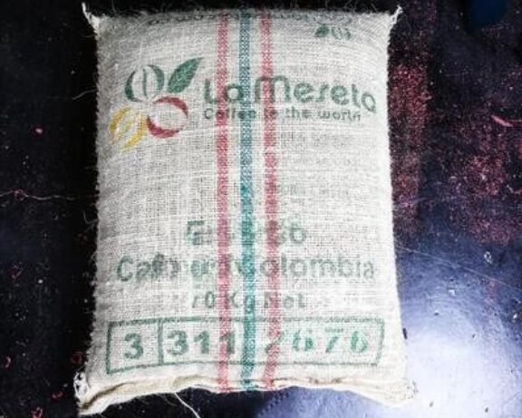 Columbia Excelso Green Coffee Beans: 500gr