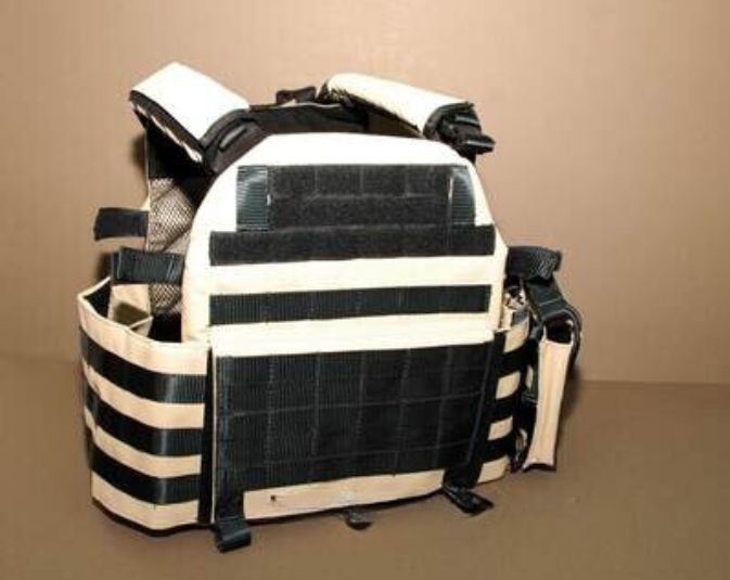 Bushveldt Plate Carrier: Khaki