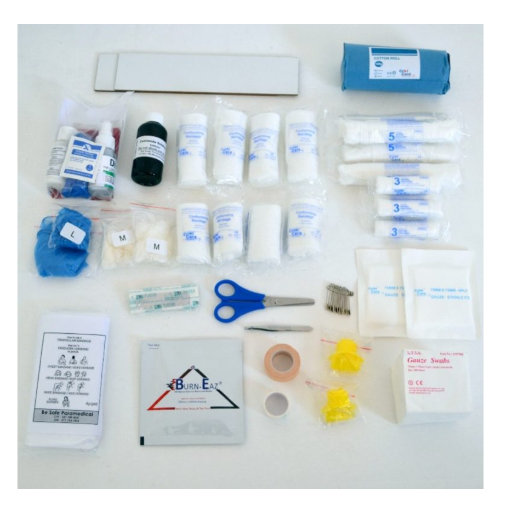 FIRST AID KIT - REGULATION 7 IN METAL BOX