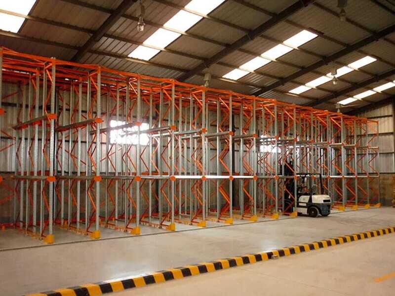 RACKS PENETRABLES / DRIVE-IN