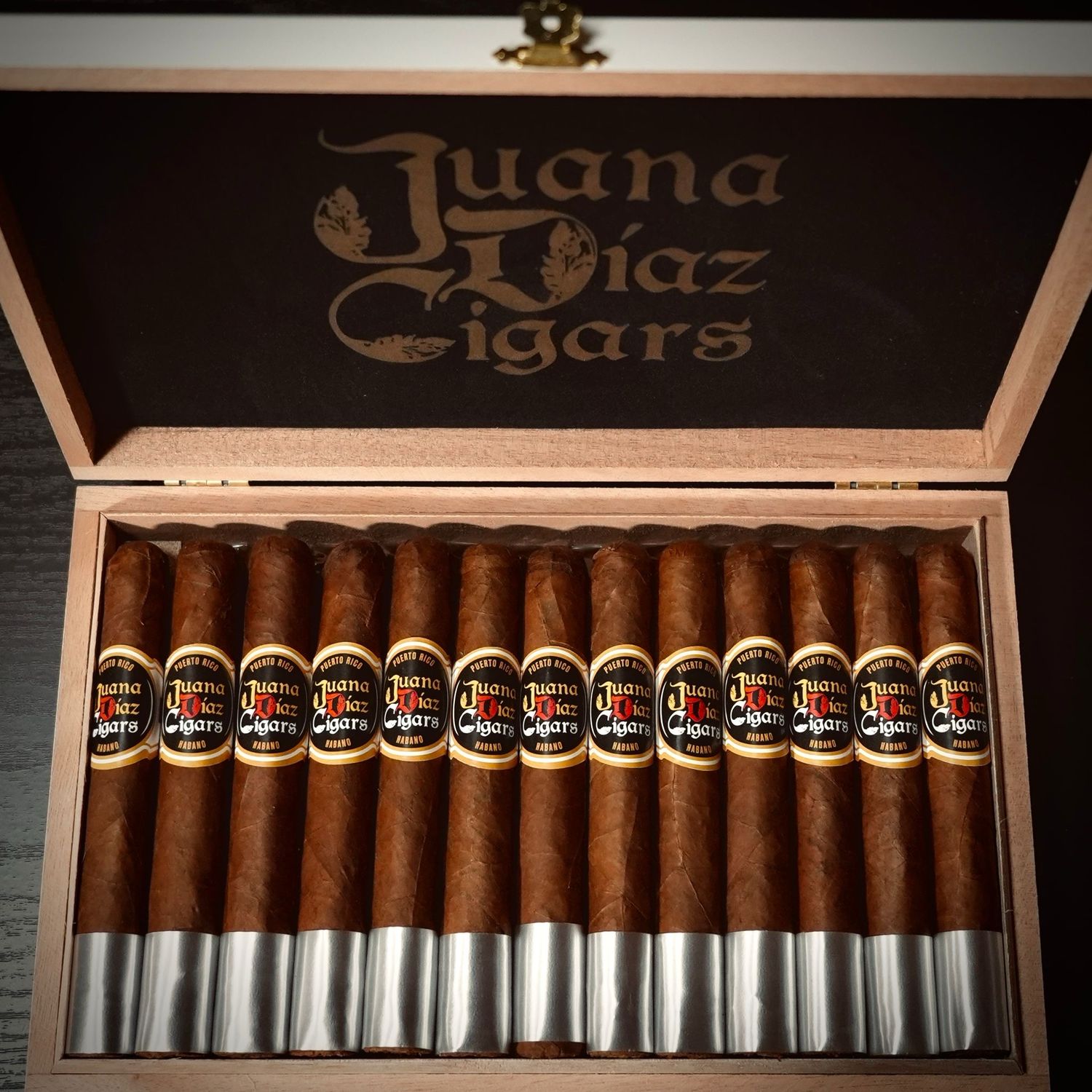 Juana Díaz Cigars Habano
