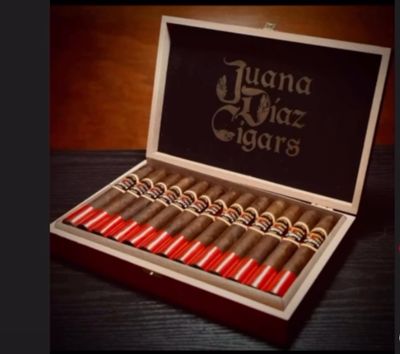Juana Díaz Cigars Maduro