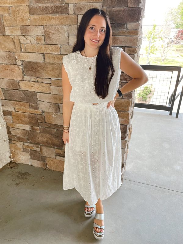 Sweet Escape Eyelet Set