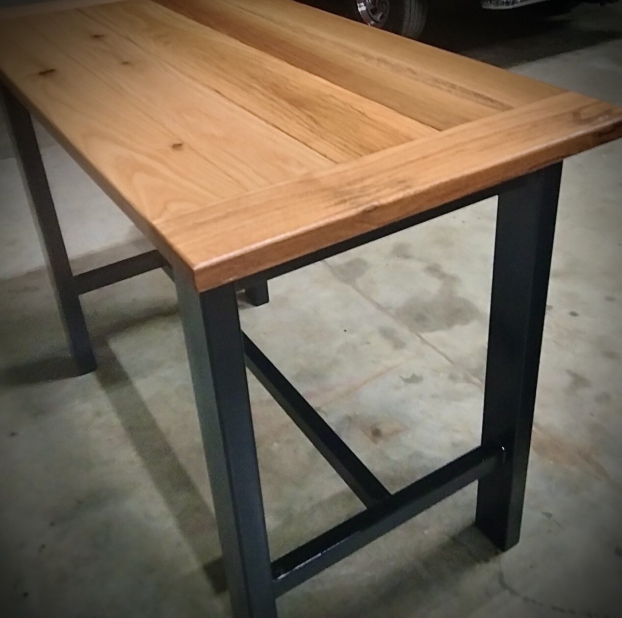 Reclaimed Oak Tables