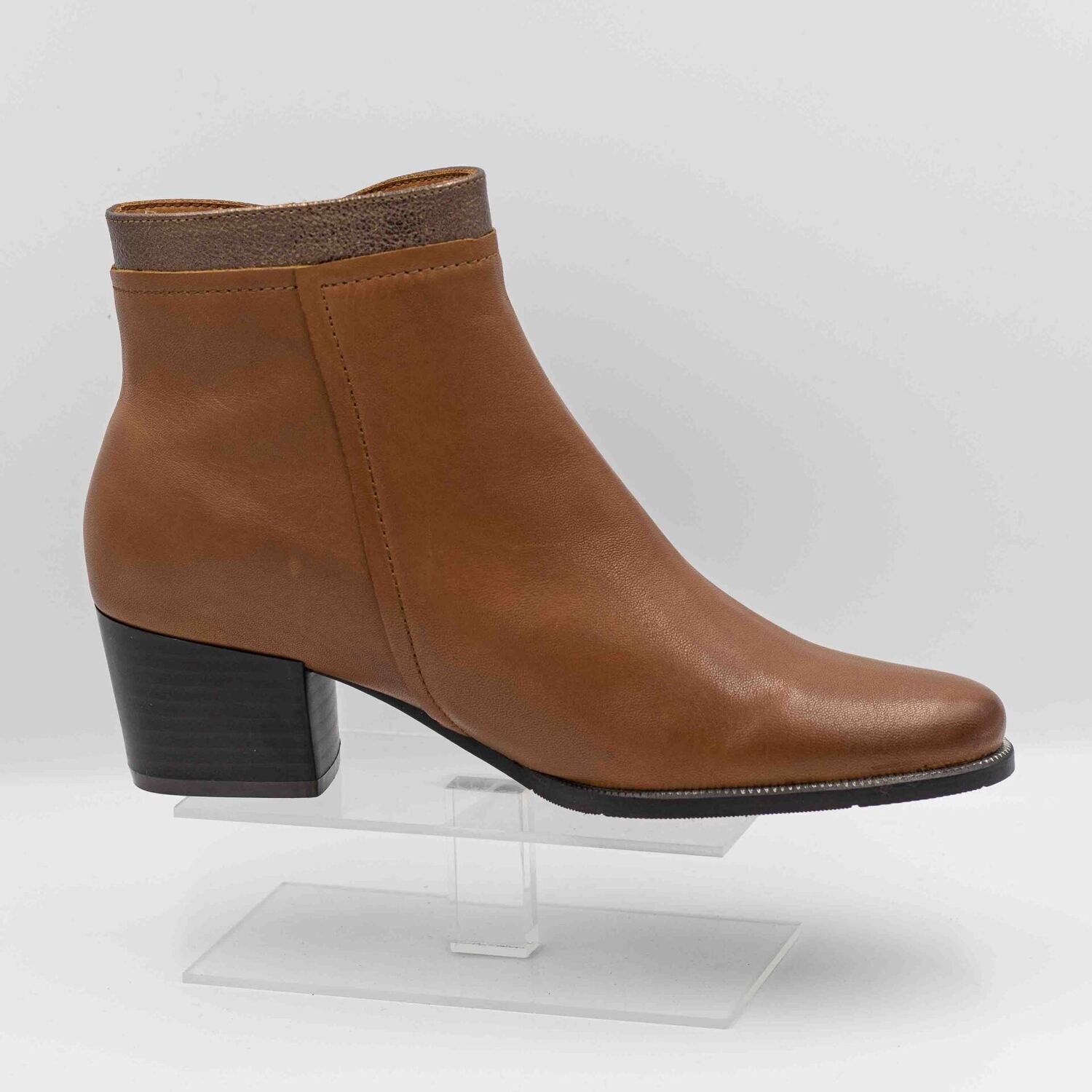 REGARDE LE CIEL : bottines cognac_