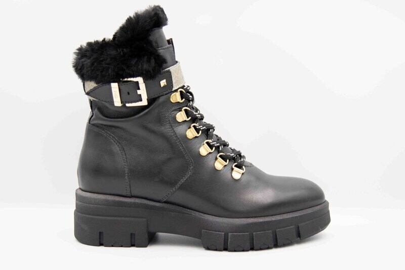 NERO GIARDINI : boots crantées fourrées noir *