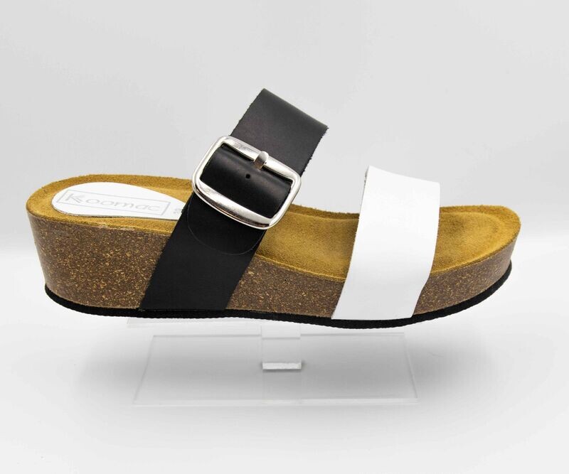 KOOMAC : mules blanches et noir_