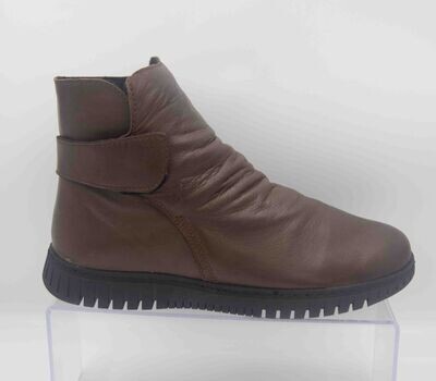 KARYOKA : boots choco