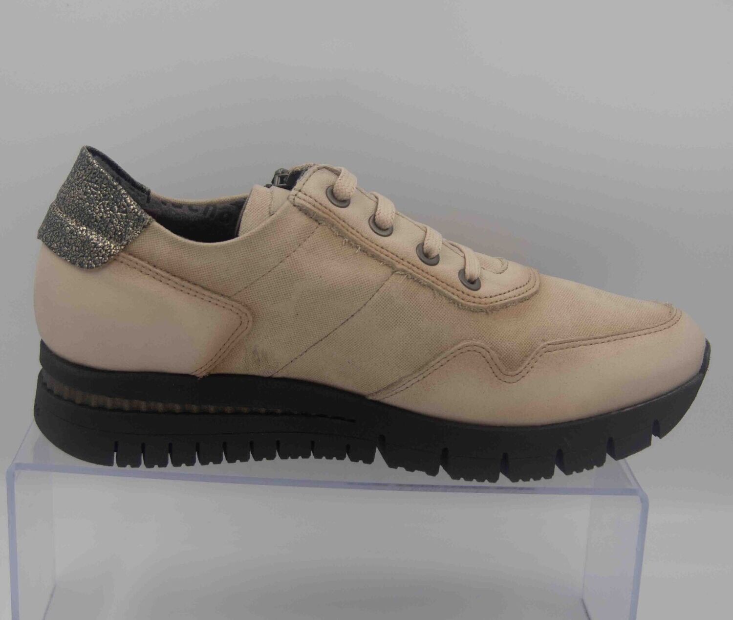 FLUCHOS : baskets crème  confort_
