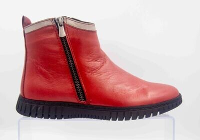 KARYOKA : boots basse rouge