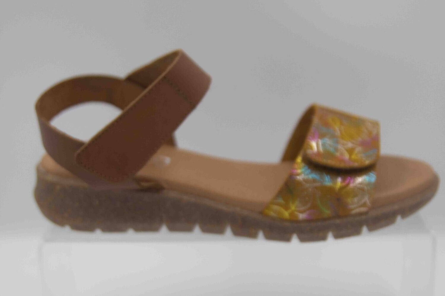 ARIMA: nu pieds cognac_