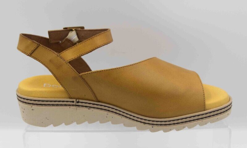 DORKING : nu-pieds safran_