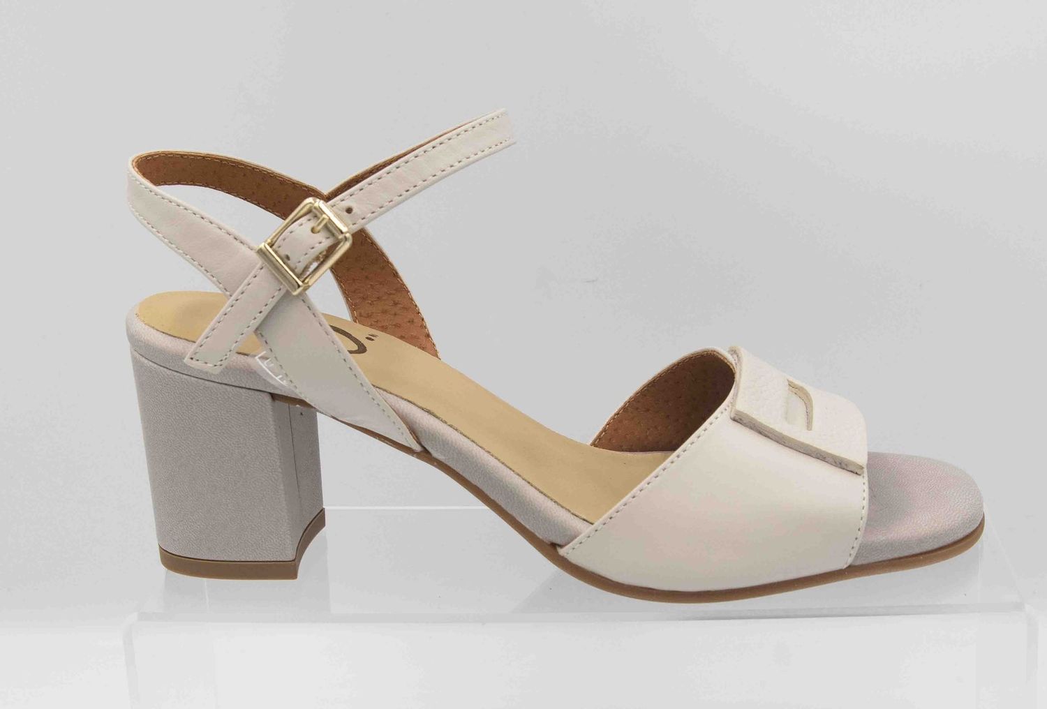 O : nu-pieds beige_