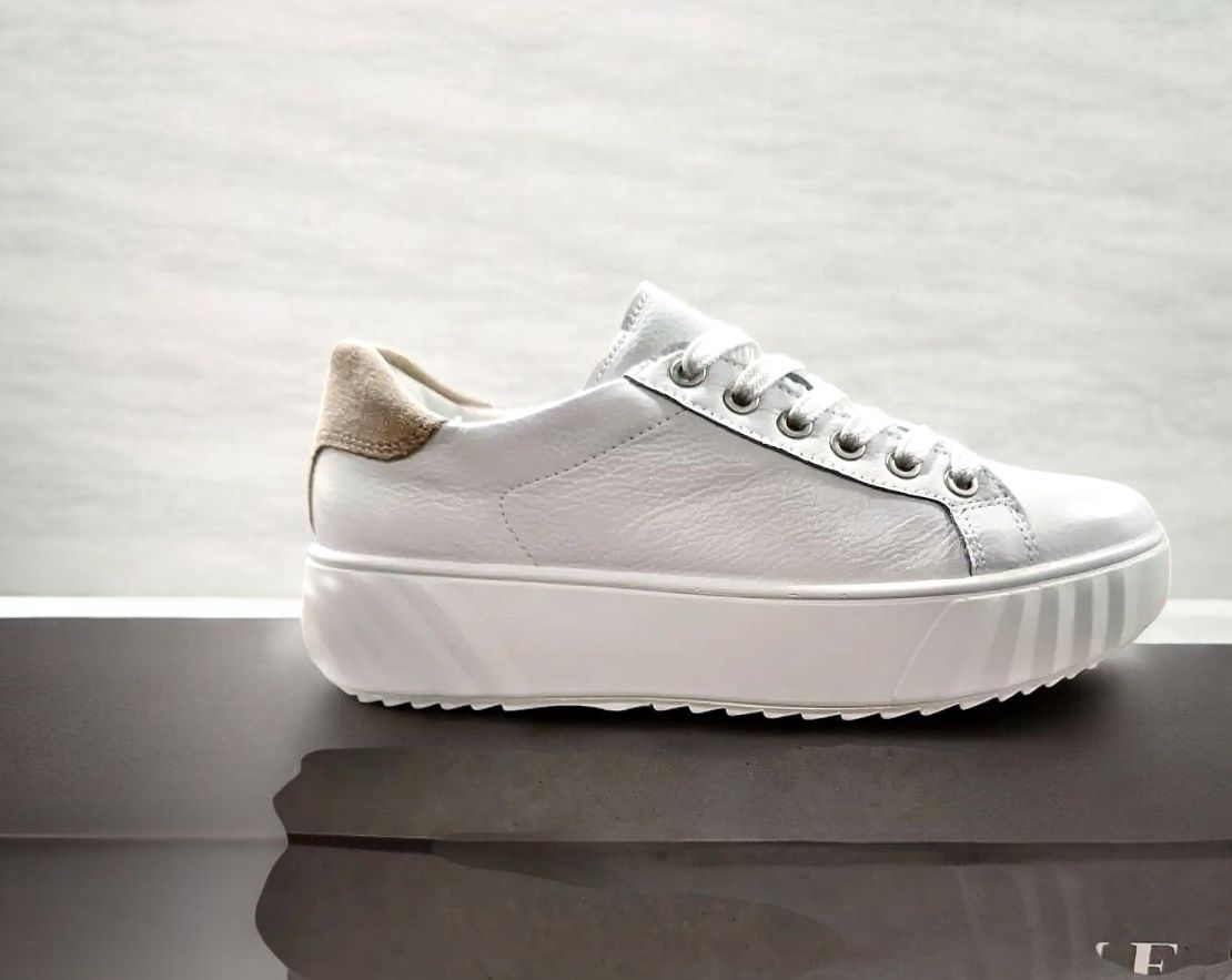 ARA : Baskets blanches