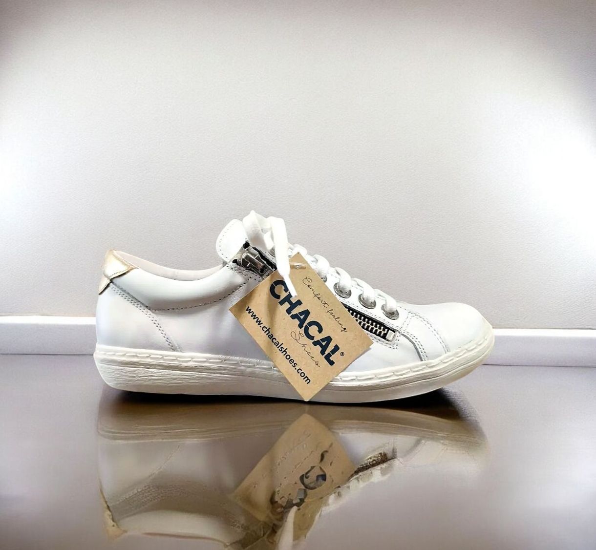 CHACAL: baskets blanc platine
