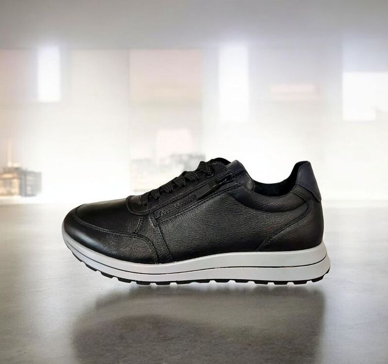 ARA : Baskets noires