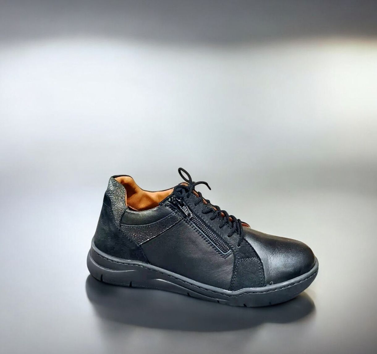 KARYOKA  : baskets noir